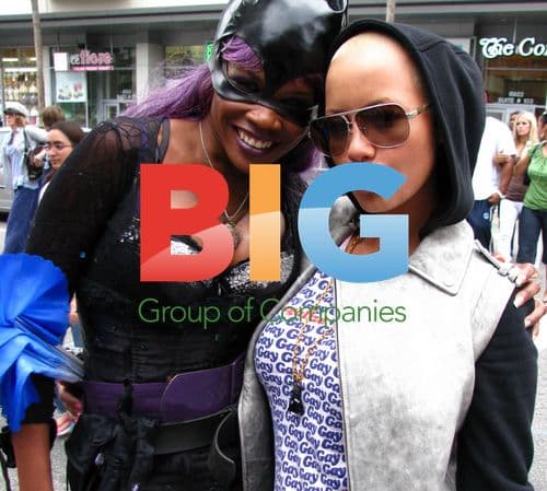 Amber Rose Poses on Hollywood Blvd