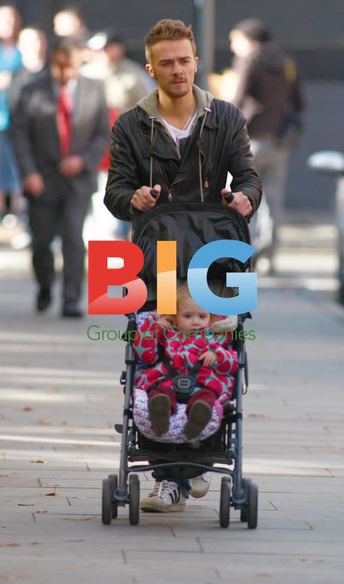 Jack Shepard and daughter leaving Coronation Street