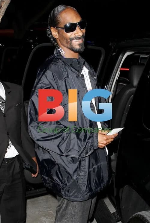 Snoop Dog Shows LA Lakers Pride