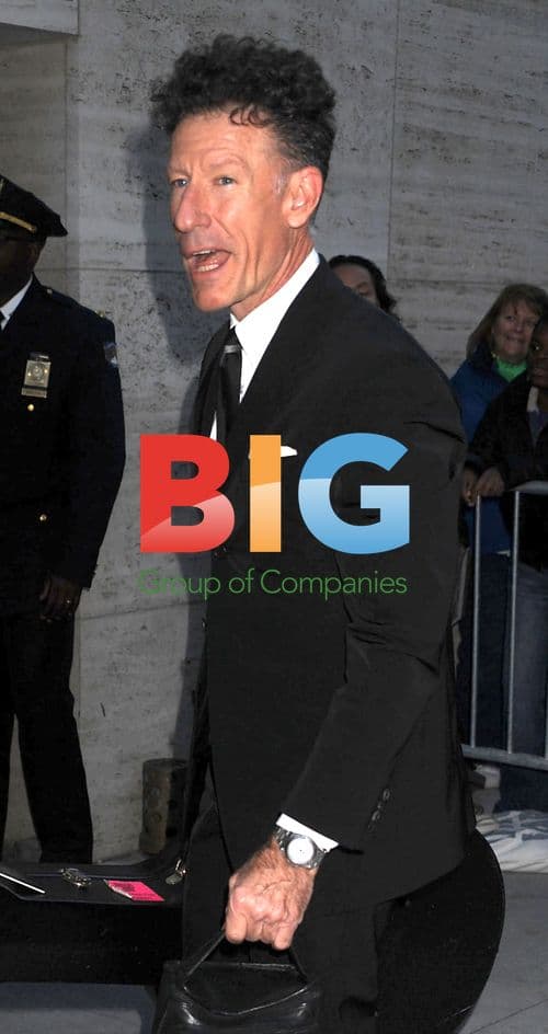 Lyle Lovett at Paul Newman's Hole in the Wall Camps Celebration