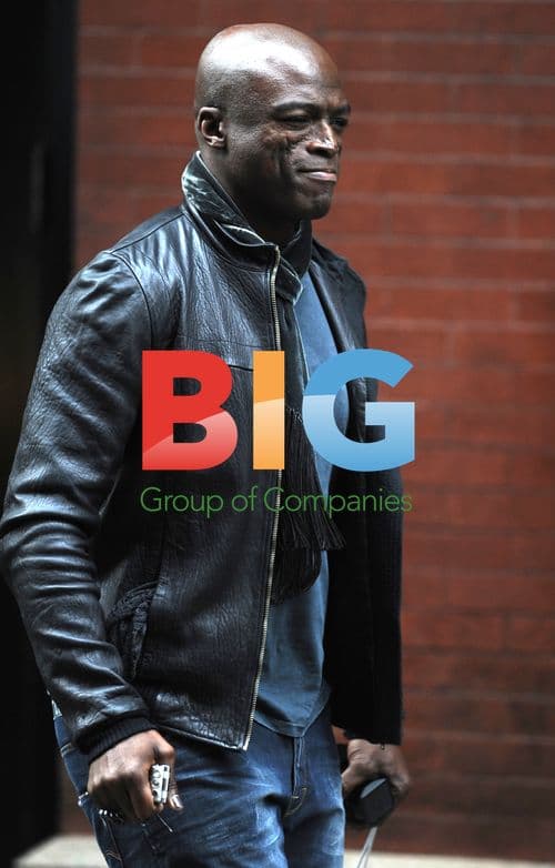 Seal visits the Apple store in SoHo