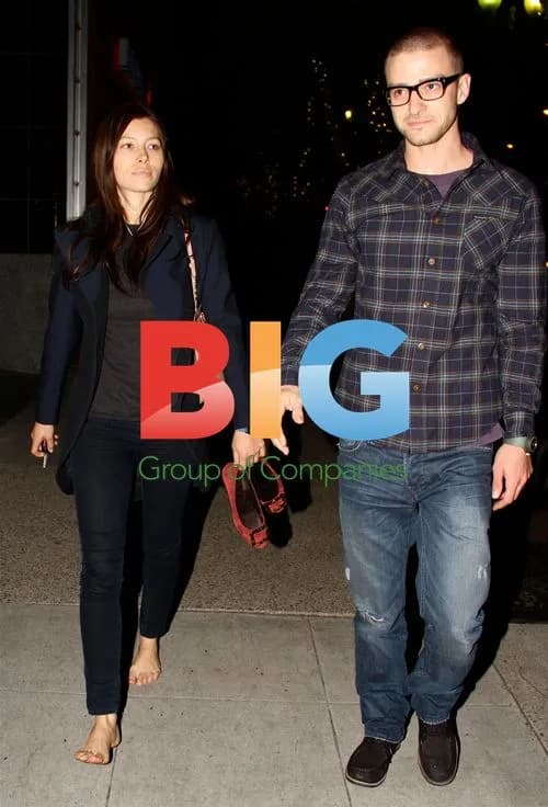 Justin Timberlake and Jessica Biel Leave Restaurant