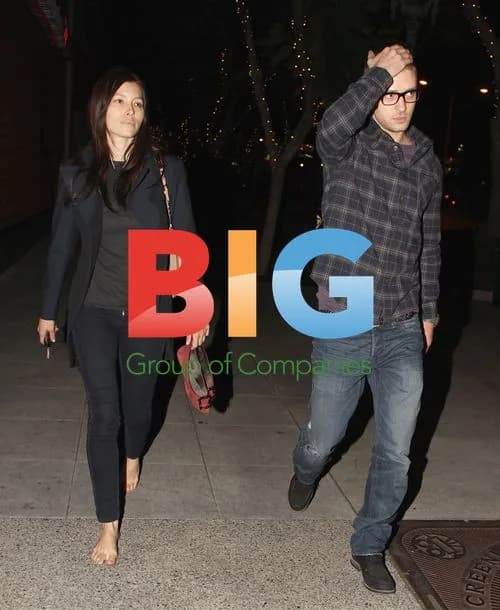 Justin Timberlake and Jessica Biel Leave Restaurant