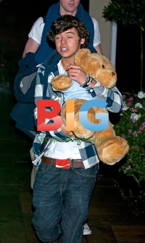 Harry Styles Leaves X Factor Studios