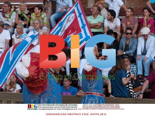 Kate Moss and Jamie Hince at Italy Horse Race
