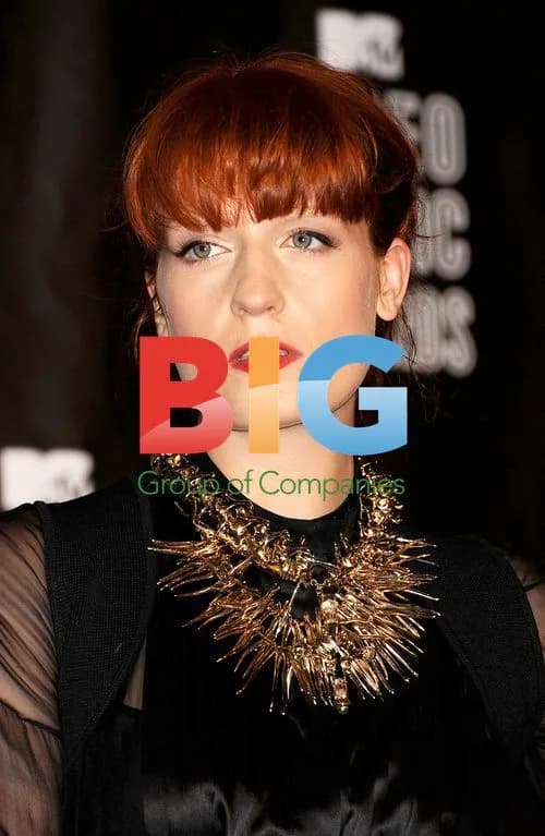 Florence Welch at 2010 MTV VMA Press Room