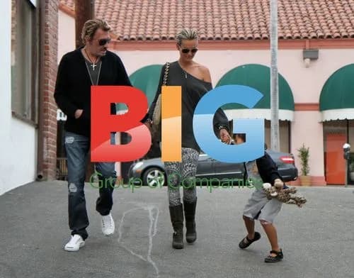 Johnny Hallyday and Laetitia Hallyday at Cafe Vida