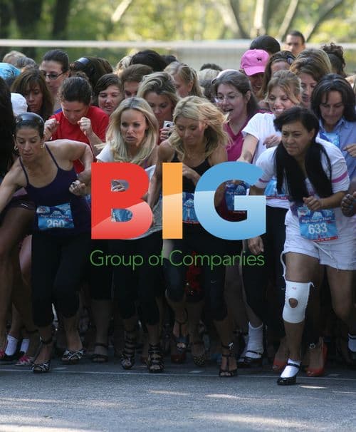 Kelly Ripa, Kristen Chenoweth, and AnnaLynne McCord at High Heel-a-thon