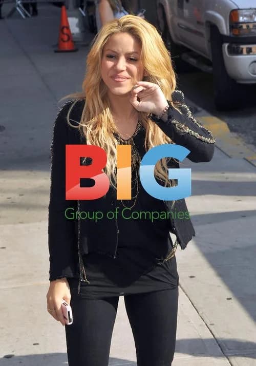 Shakira Arrives at Letterman Show