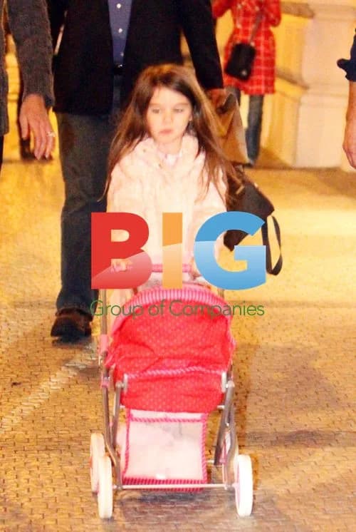 Tom Cruise, Katie Holmes and Suri in Prague