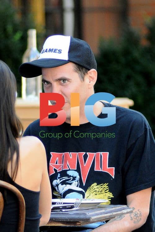 Steve-O Eats Lunch in New York