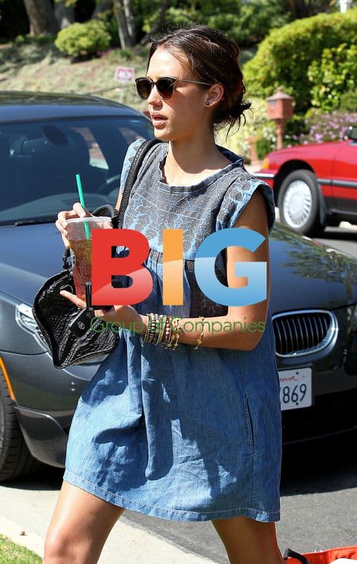 Jessica Alba Leaves House in Beverly Hills