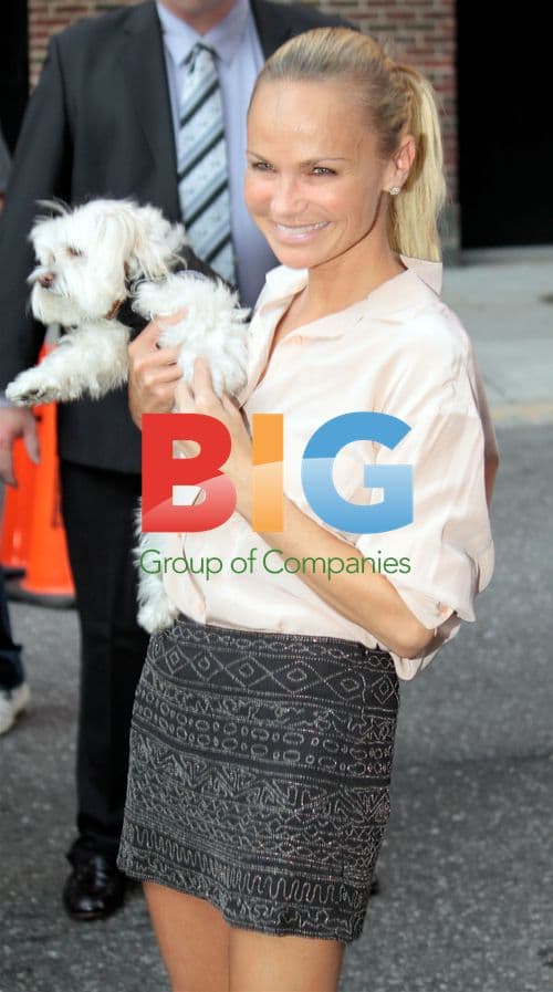 Kristin Chenoweth Greets Fans with Dog