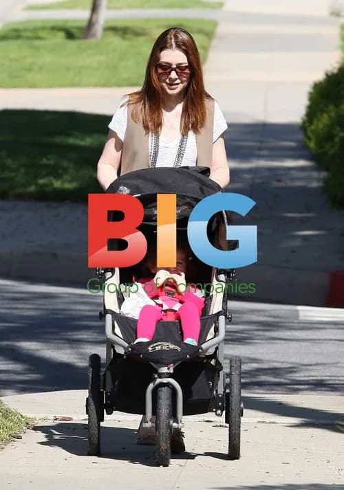 Alyson Hannigan with daughter Satyana