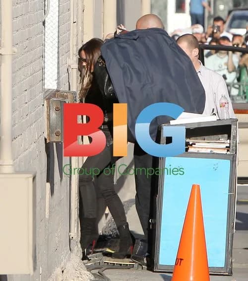 Victoria Beckham Pregnant