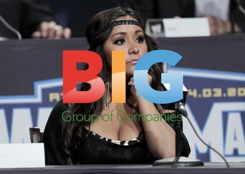 Snooki at WrestleMania XXVII Press Conference