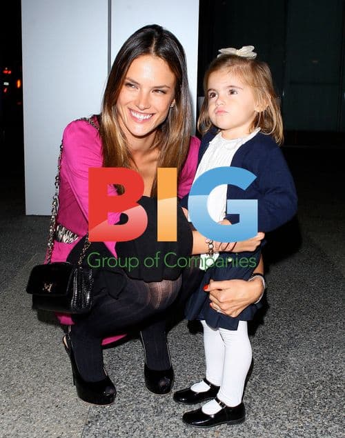 Alessandra Ambrosio leaves BOA Steakhouse