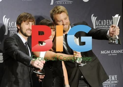 Lady Antebellum Accepts ACM Awards