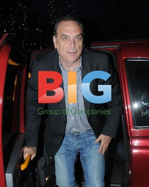 West Ham Manager Avram Grant Arrives at Nobu