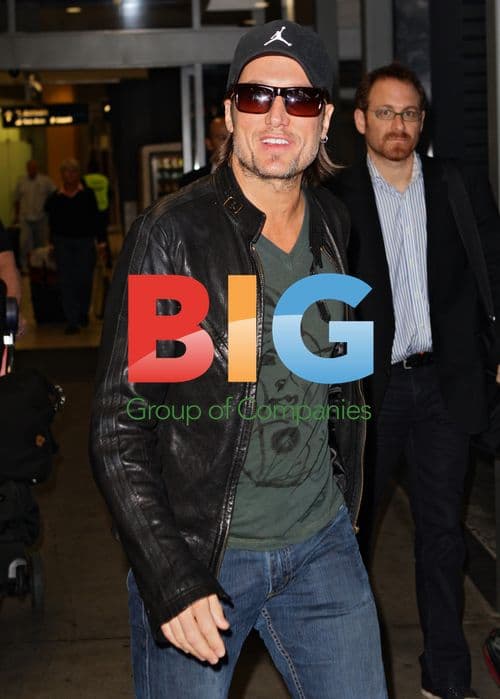 Keith Urban Arriving in Sydney
