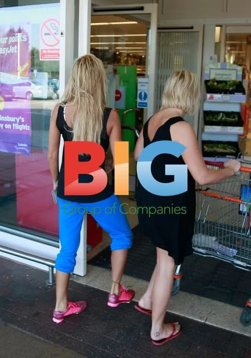 Katie Price aka Jordan Shopping