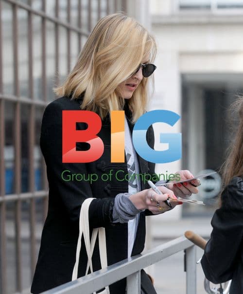 Fearne Cotton Arriving to Work