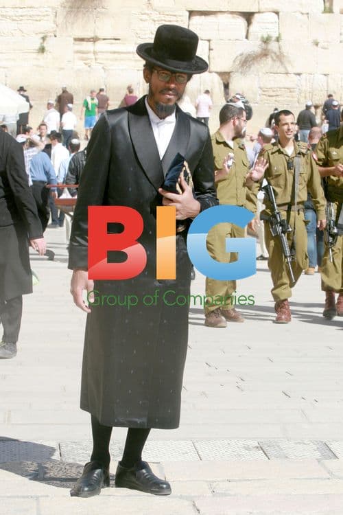 Rapper Shyne at Wailing Wall in Jerusalem