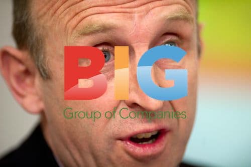 Ed Miliband and Labour Officials Discuss NHS Reorganization