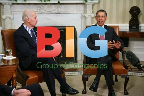 Obama Meets with Fiscal Commission Co-Chairs