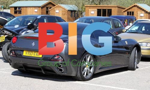 Peter Andre and Brother Arrive at 'Crumbs'