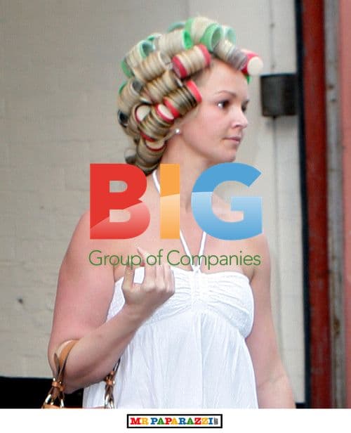 Jennifer Ellison Arriving in Rollers