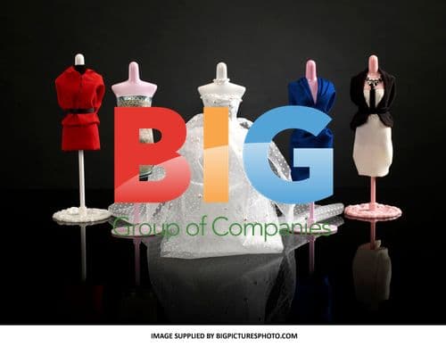 Designer Chloe Bayly Previews Kate Middleton\'s Wedding Dress