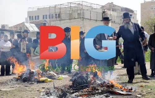 Jews Burn Leavened Products for Passover in Jerusalem