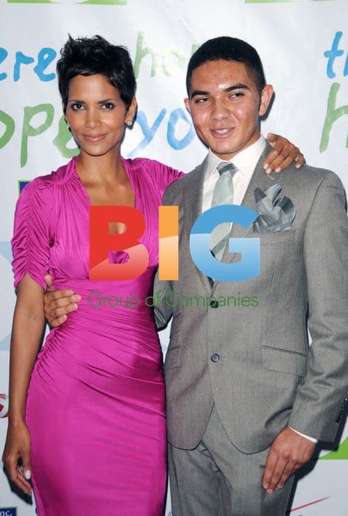 Halle Berry at 2011 Jenesse Silver Rose Gala