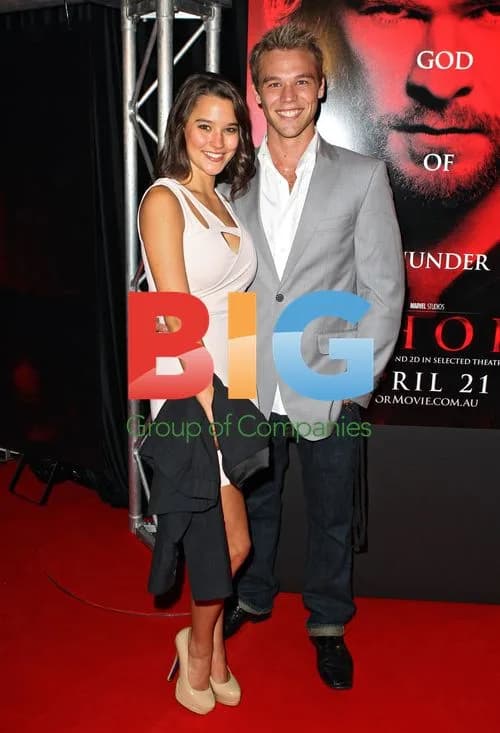 Rhiannon Fish and Lincoln Lewis at 'Thor' Premiere
