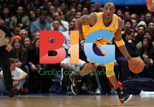 Kobe Bryant Dribbles at Madison Square Garden