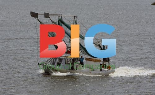 Shrimp boat motors off Louisiana coast