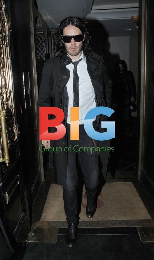 Russell Brand Leaves Scotts Restaurant