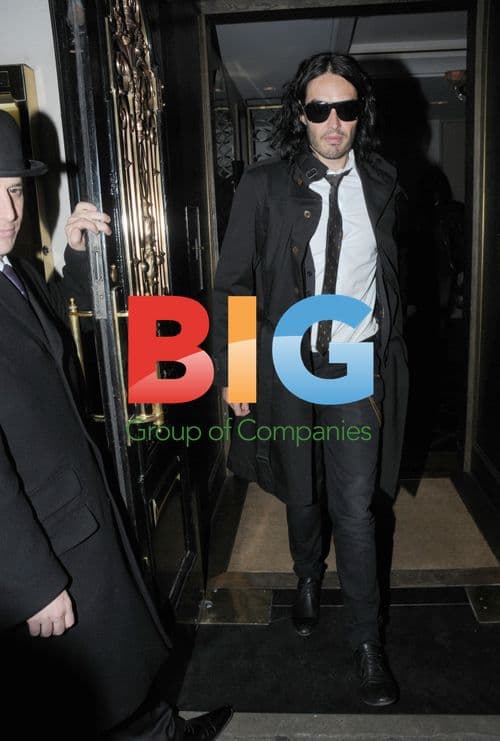 Russell Brand Leaving Scotts Restaurant