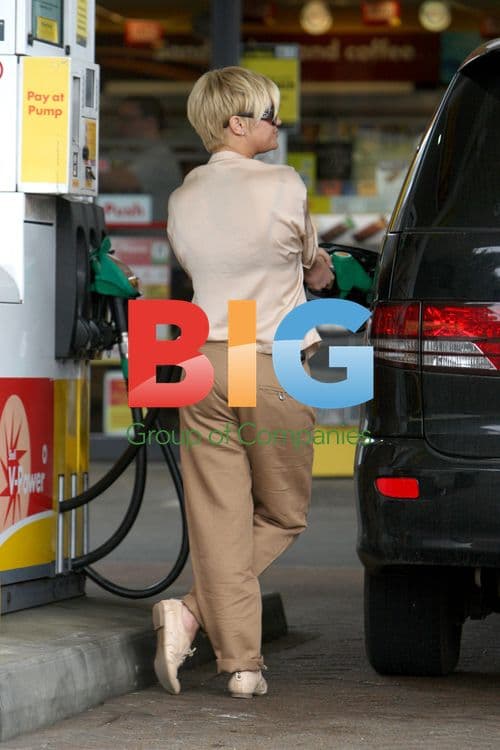 Kerry Katona visits dentist in London