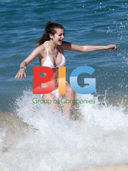 Nigella Lawson's daughter Cosima on Bondi beach
