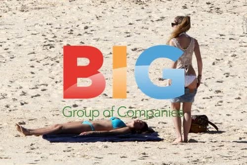 Nigella Lawson's daughter on Bondi beach