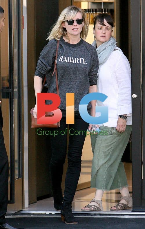 Kirsten Dunst Shopping at Dryclean Laundry