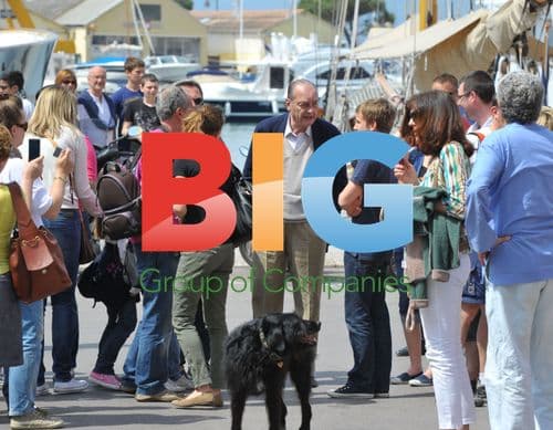 Chirac and Pinault Stroll in Saint Tropez
