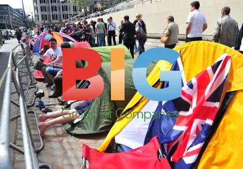 Fans Await Royal Wedding
