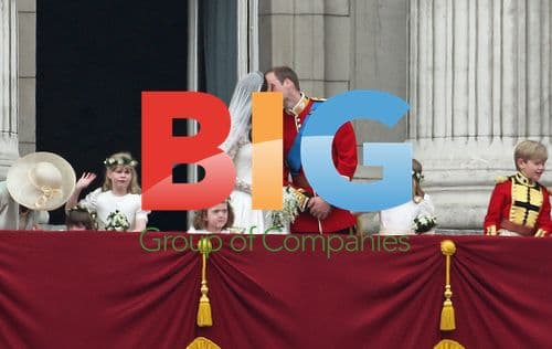 William and Kate's Royal Wedding Kiss