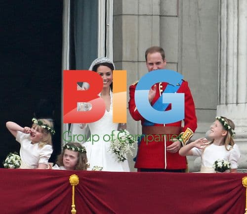Royal Wedding Kiss on Palace Balcony