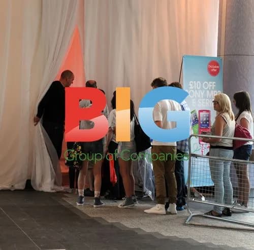 Cher Lloyd Meets Fans at 'Swagger Jagger' Signing
