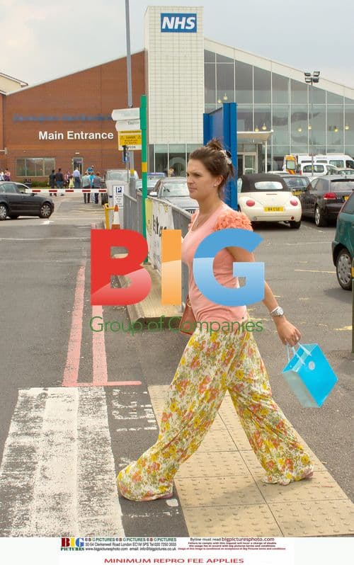 Danielle Lloyd Arrives at Hospital After Early Birth