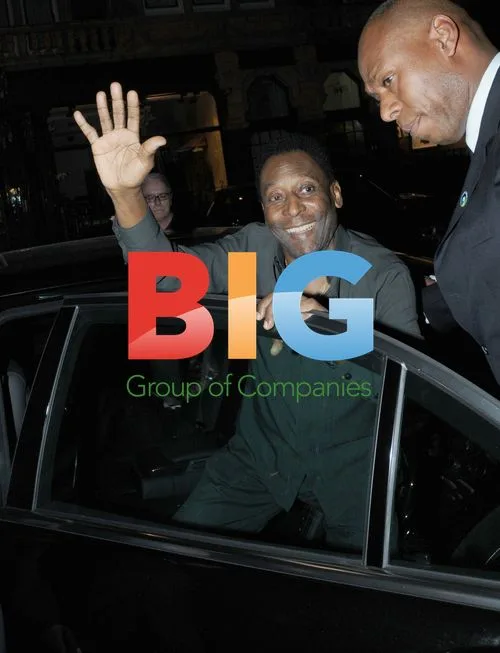 Pele Dines Out in London